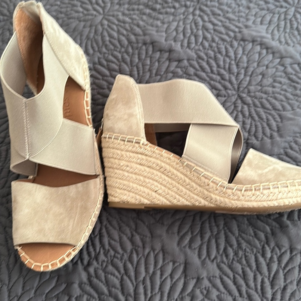 Women’s sandals
